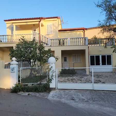 Mala Vila Seline Exterior foto